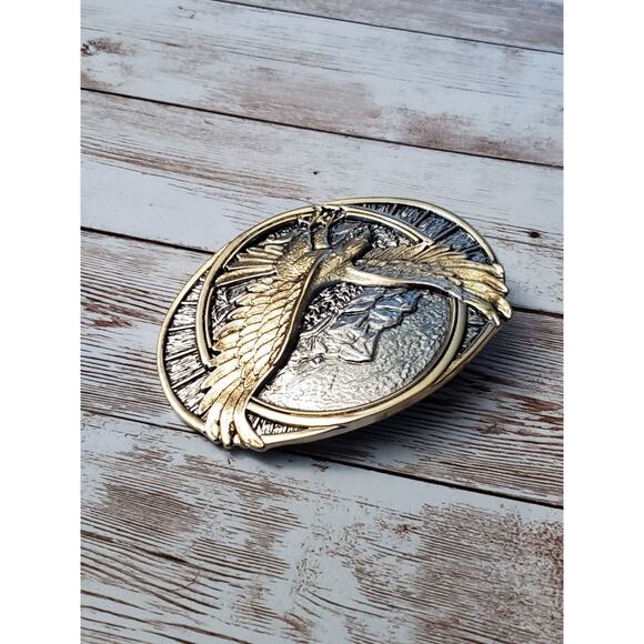 Large Men's Belt Buckle Silver Tone with Gold Tone Eagle Design - Picture 4 of 6